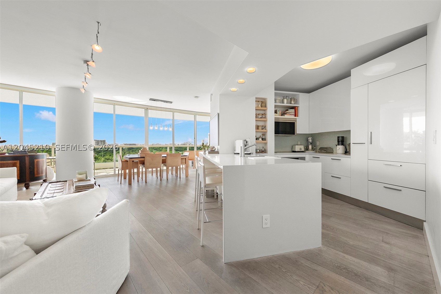 BRISTOL TOWER CONDO - Residential