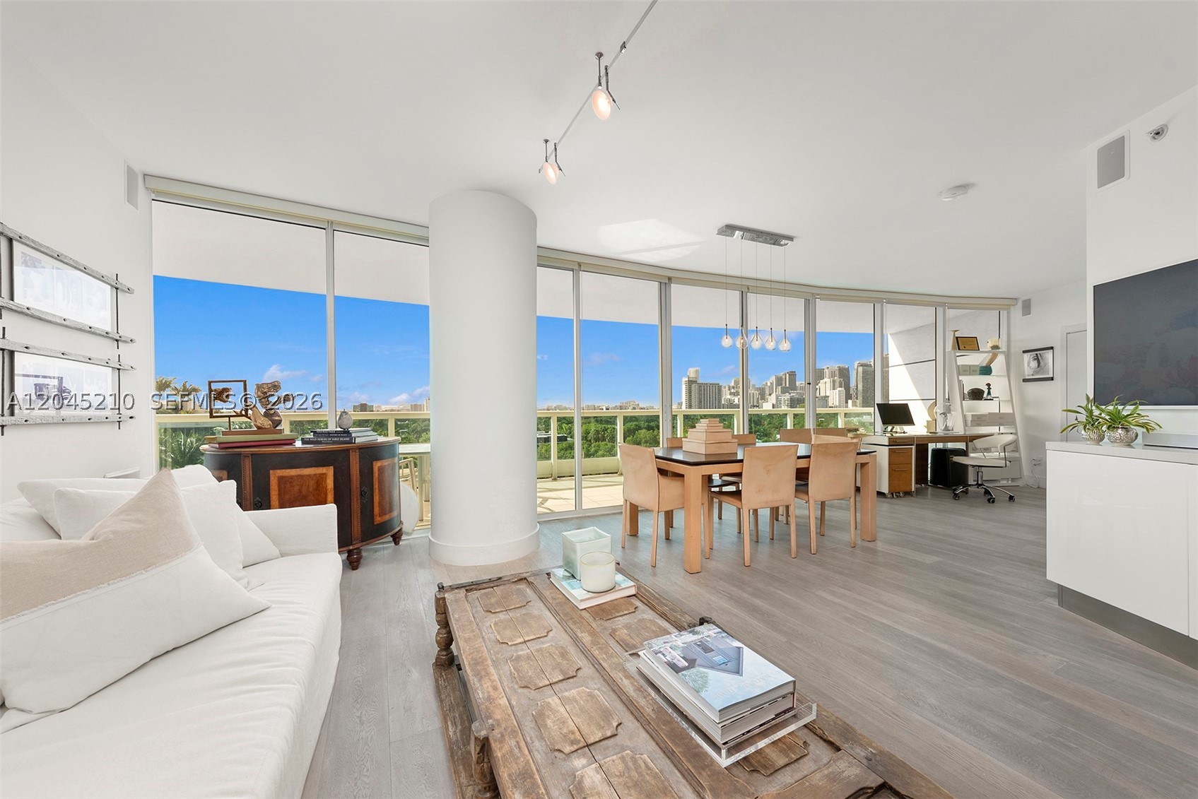 BRISTOL TOWER CONDO - Residential