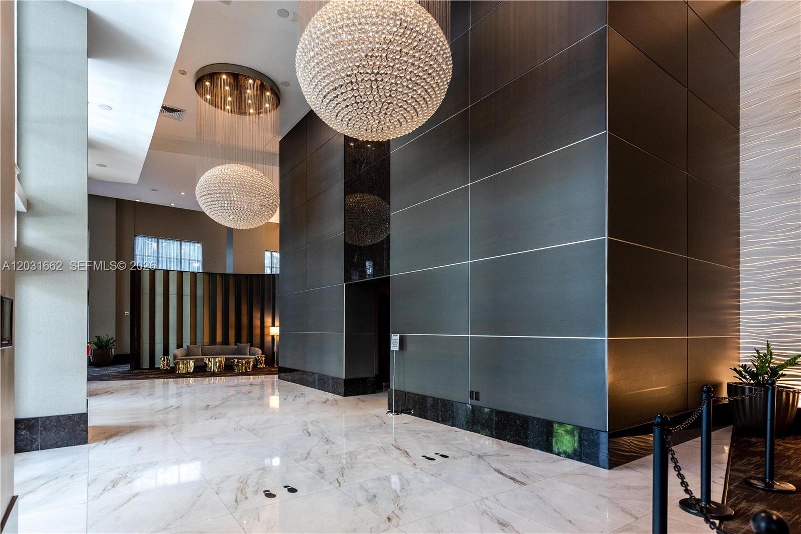 THE PLAZA 901 BRICKELL CO - Residential Lease