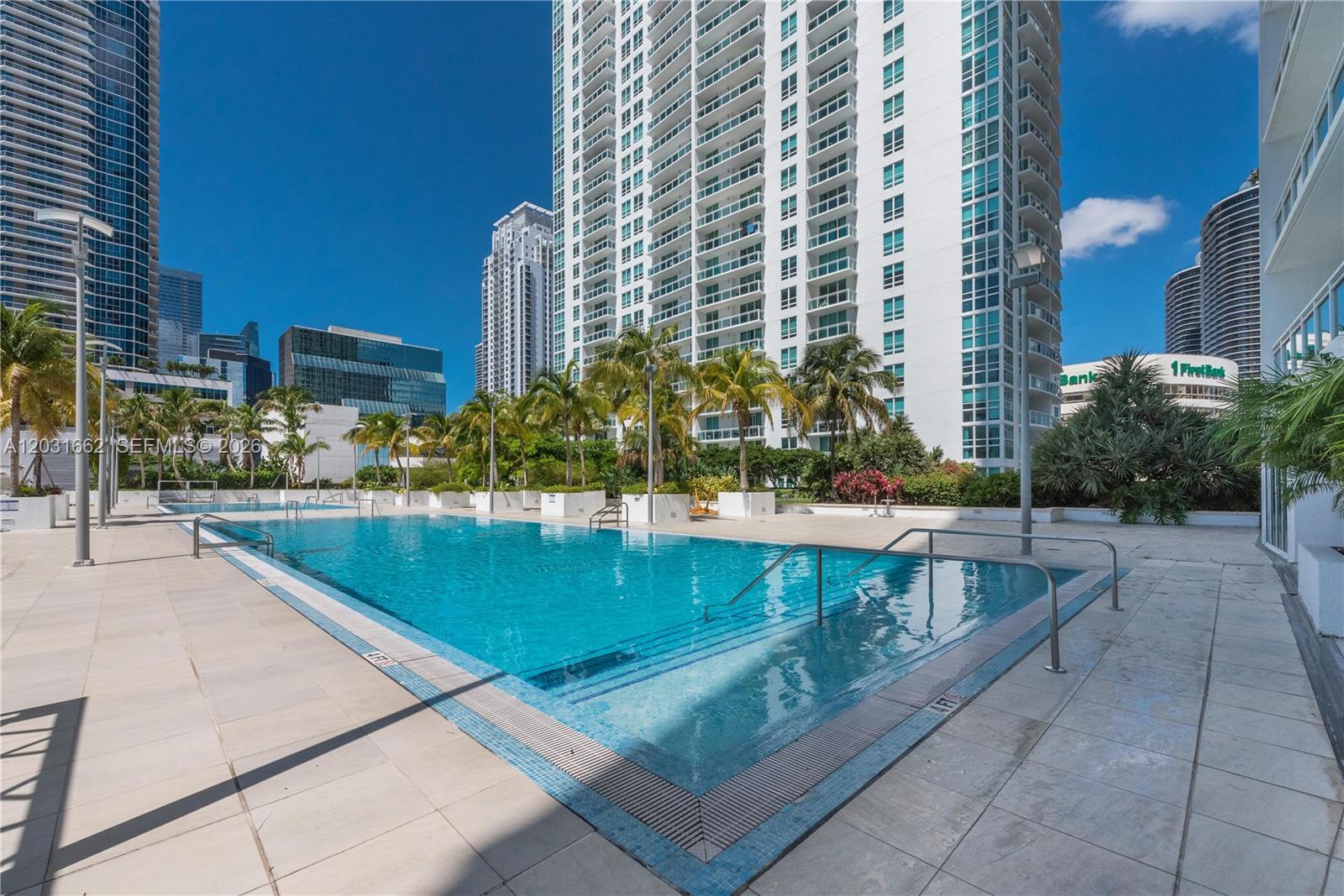 THE PLAZA 901 BRICKELL CO - Residential Lease