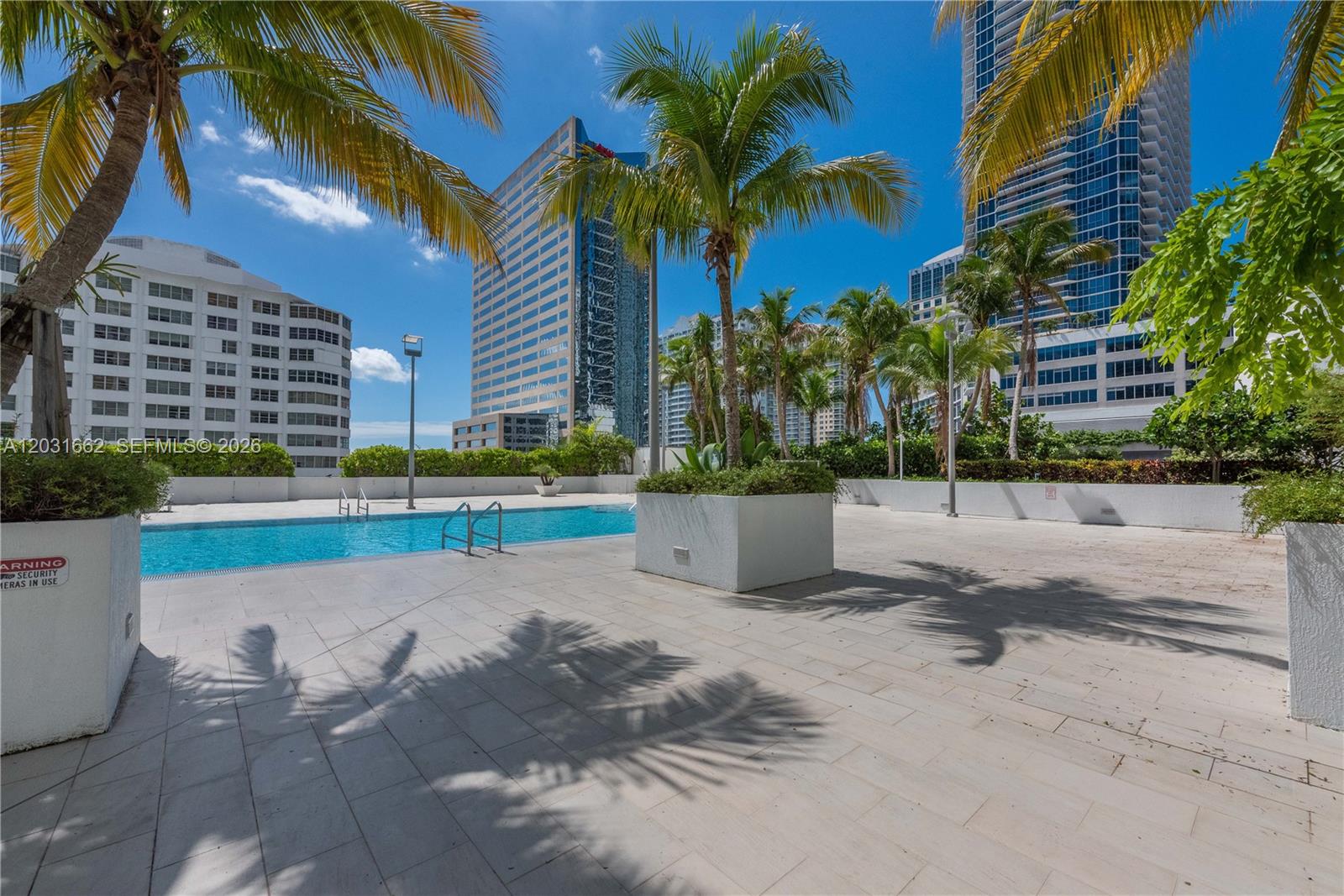 THE PLAZA 901 BRICKELL CO - Residential Lease