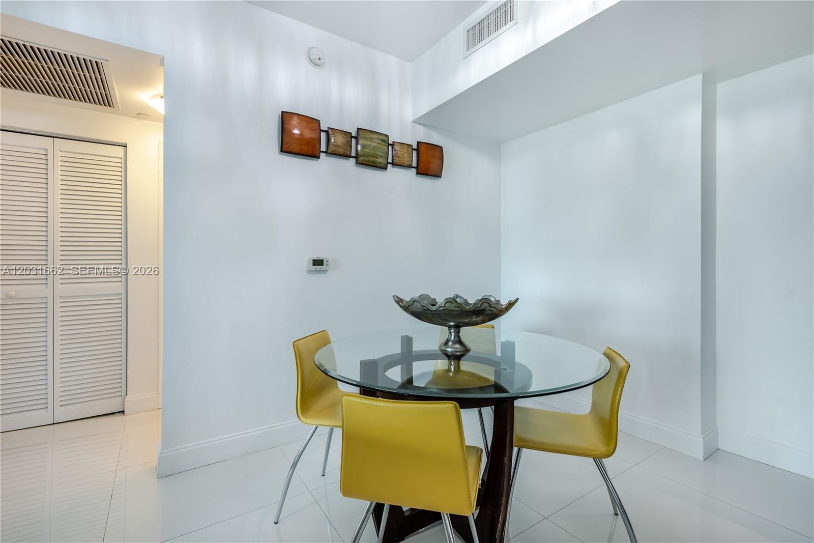 THE PLAZA 901 BRICKELL CO - Residential Lease