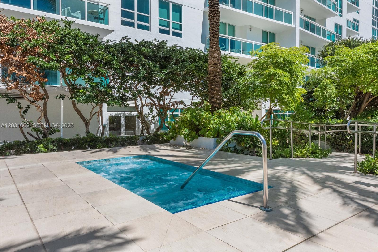 THE PLAZA 901 BRICKELL CO - Residential Lease