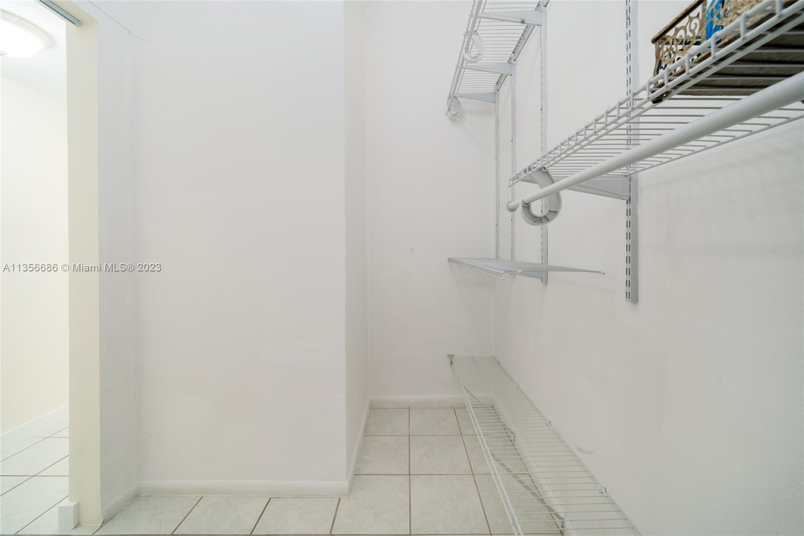 LE PHARE KEY BISCAYNE CON - Residential