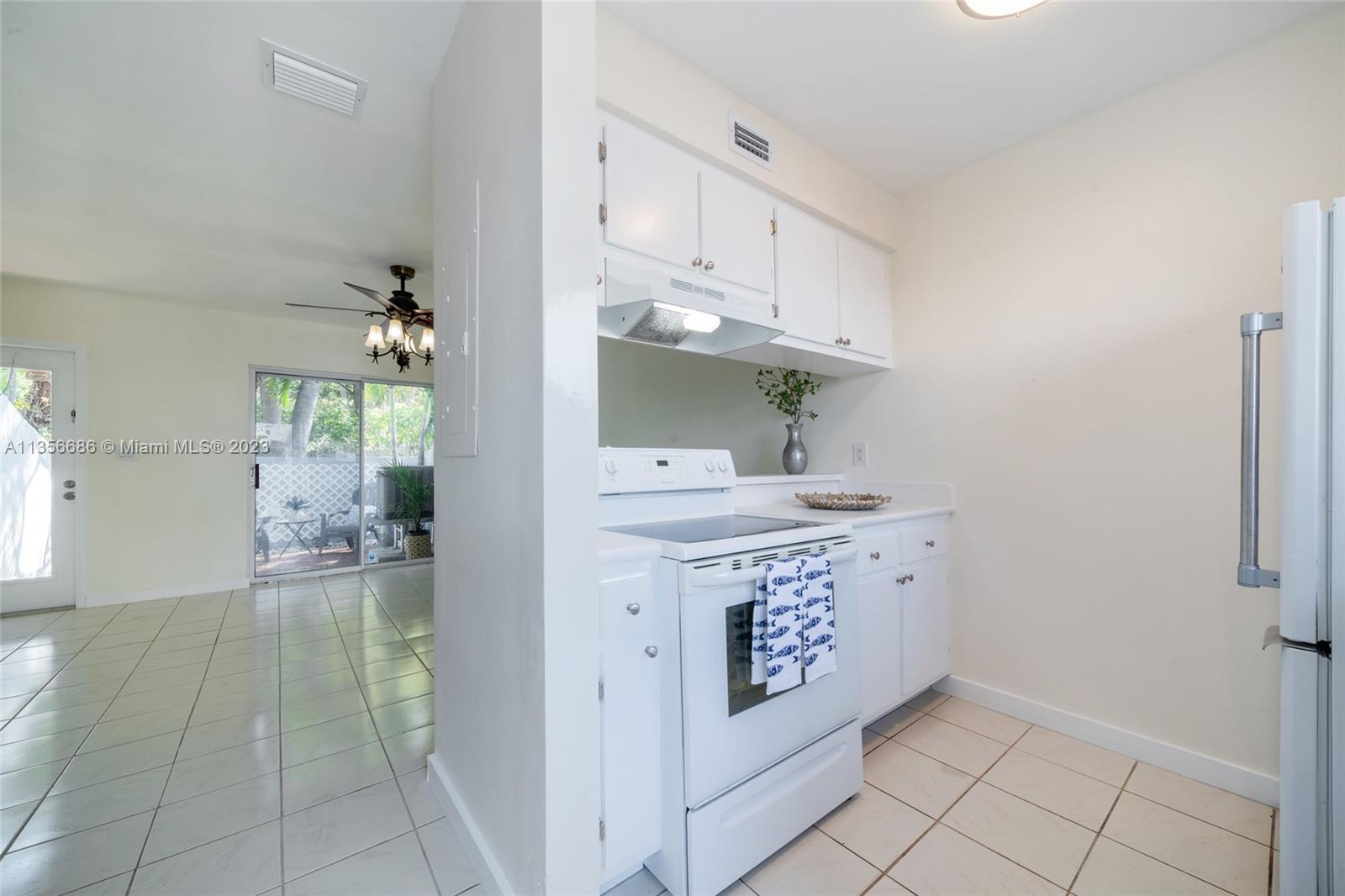 LE PHARE KEY BISCAYNE CON - Residential