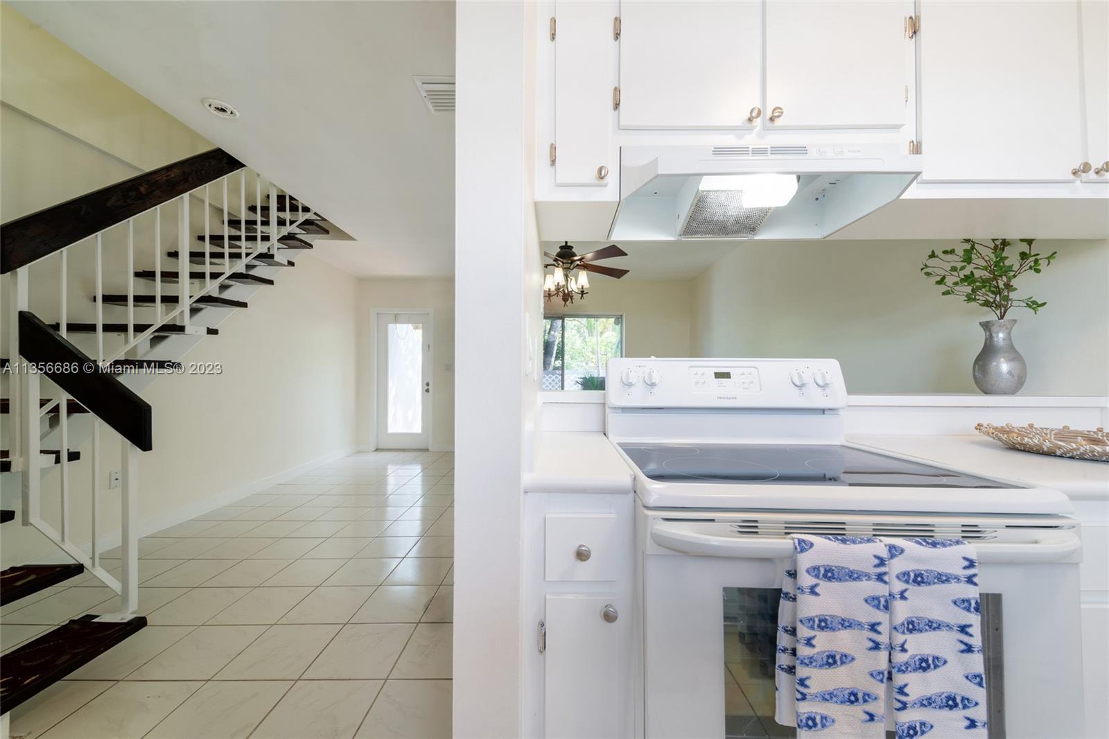 LE PHARE KEY BISCAYNE CON - Residential