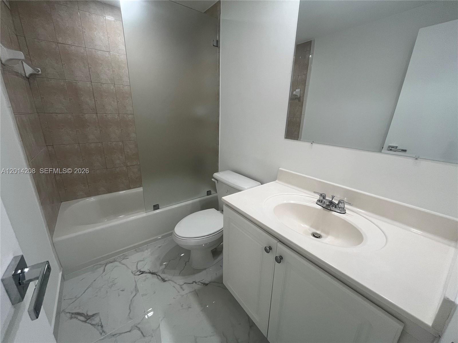 ALEXANDER TOWERS CONDO - Residential