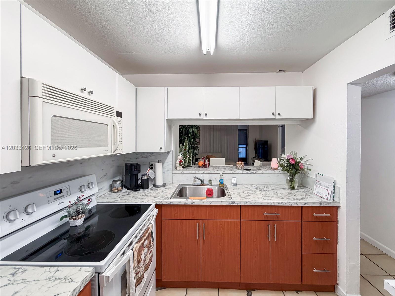POINT SOUTH CONDO - Residential