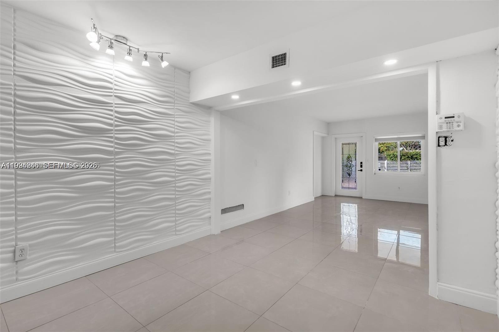 KINGSWAY - Residential
