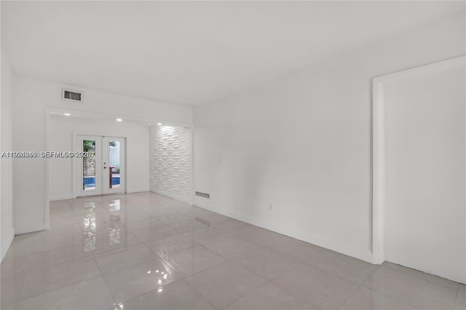 KINGSWAY - Residential