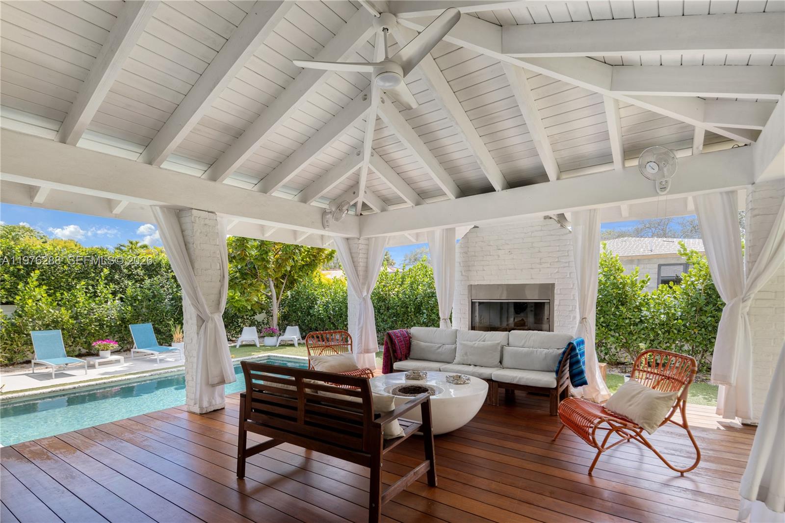 REV PL MIAMI SHORES SEC 8 - Residential
