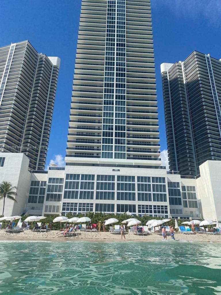 AVAILABLE NOW , STARTING NOVEMBER $3650, 2022 THRU JAN 14TH, 2023 ONLY.AMAZING TURNKEY FURNISHED 1/1 WITH WONDERFUL VIEW. LETS MAKE A DEAL!
CALL TODAY AND RENT SHORT TERM   THIS AMAZING RESIDENCE!!