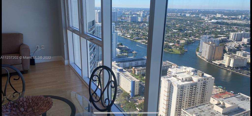 BEACH CLUB TWO NOV $3650 - Residential Lease