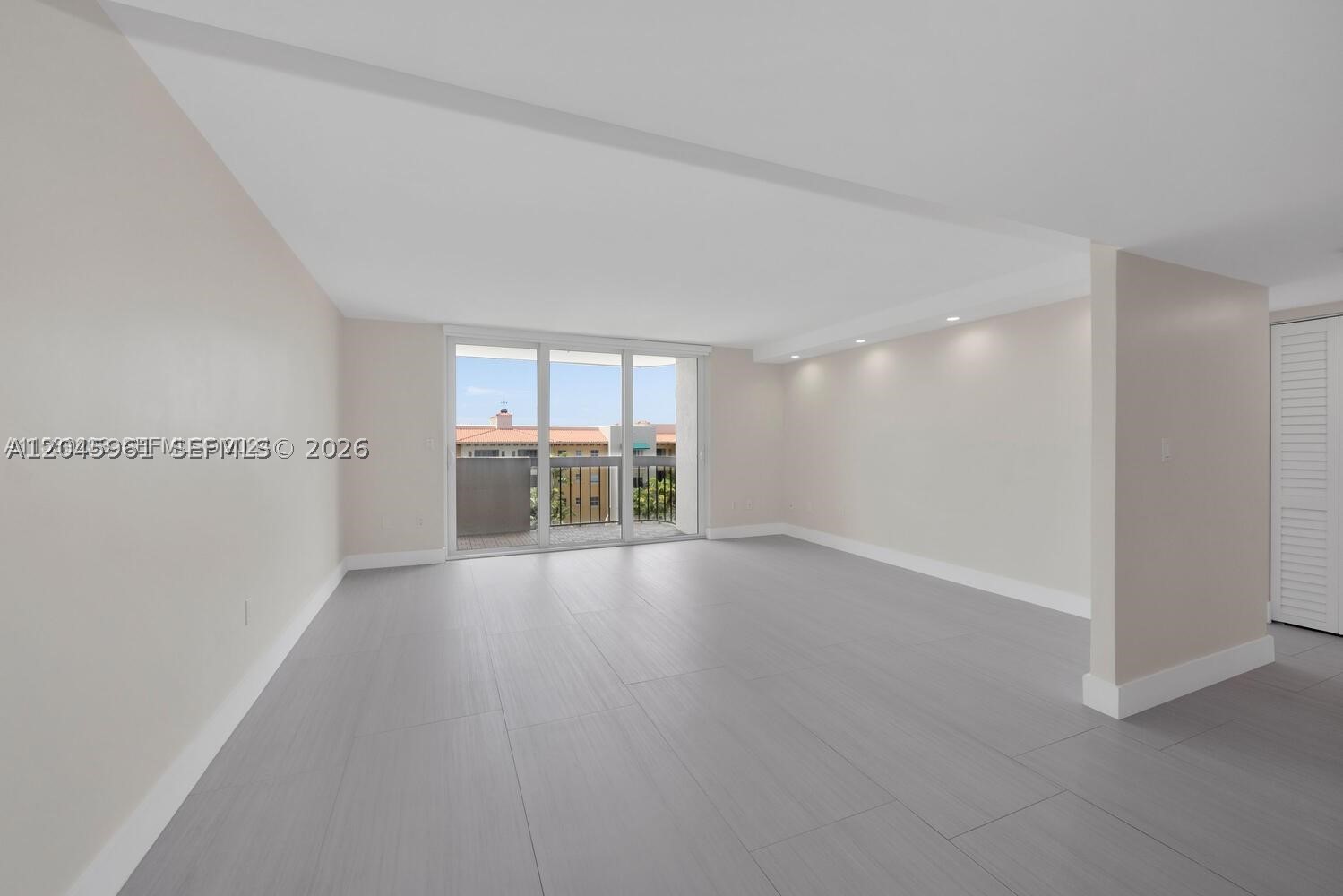 BILTMORE II CONDO - Residential