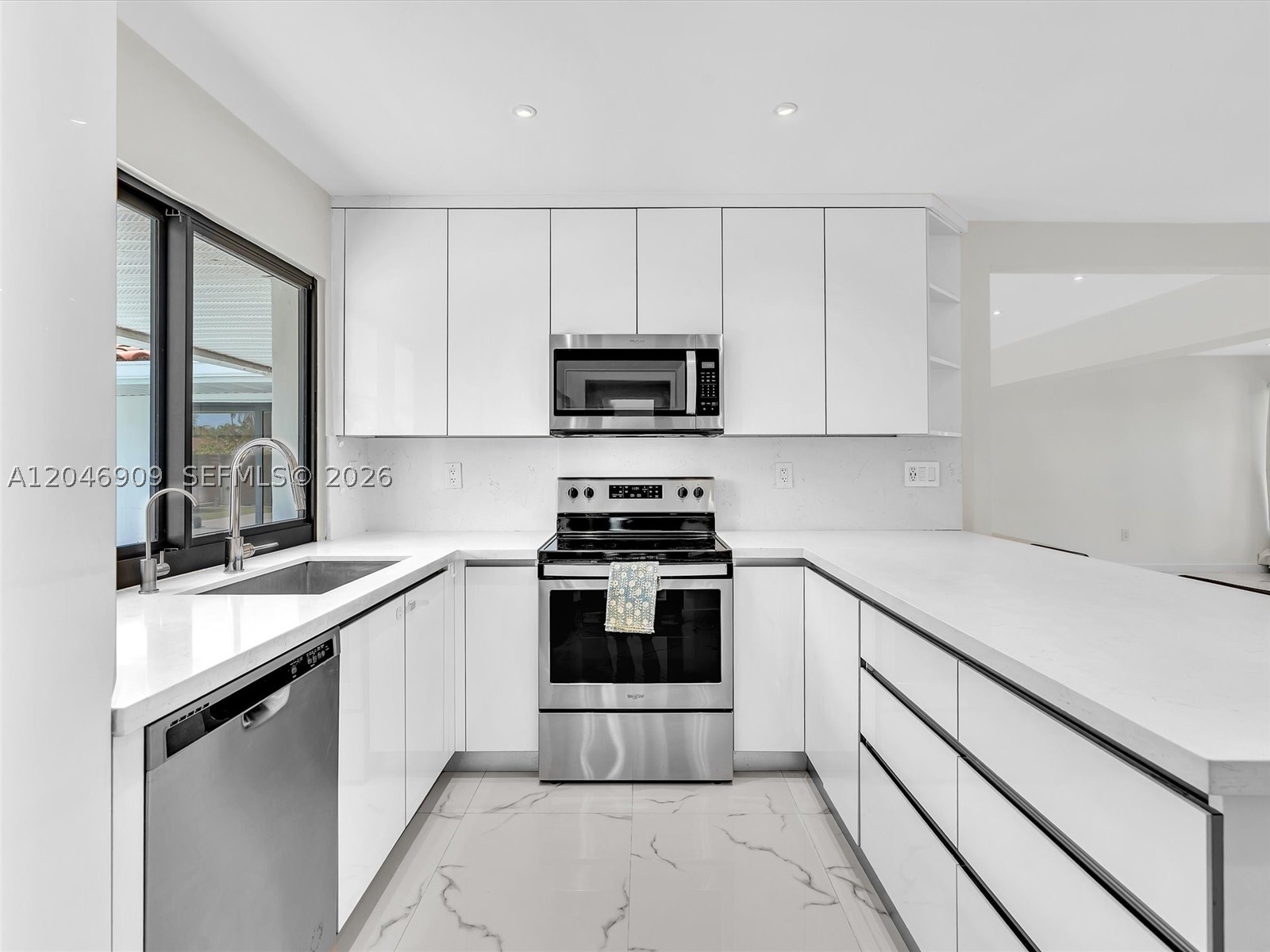 GREYKNOLL ESTS RESUB - Residential