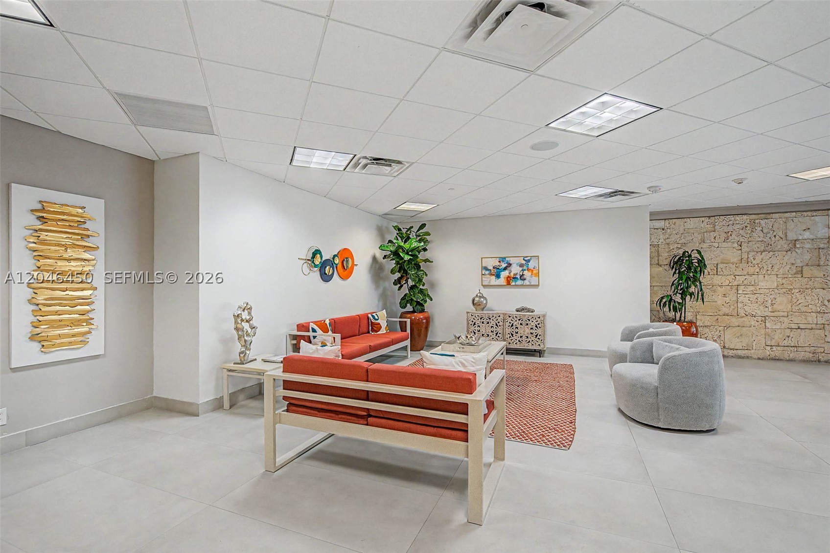 CLUB ATLANTIS CONDO - Residential