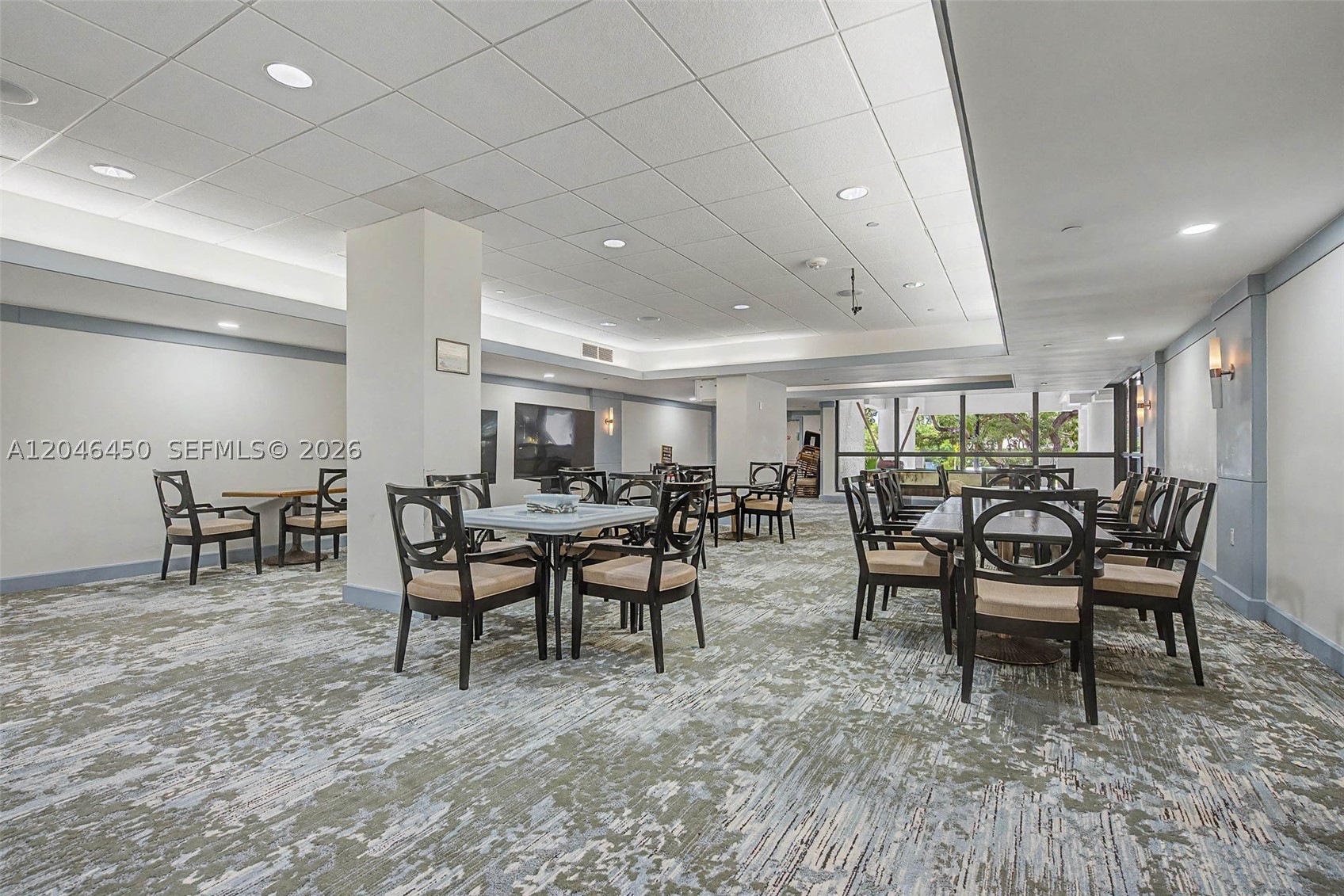 CLUB ATLANTIS CONDO - Residential