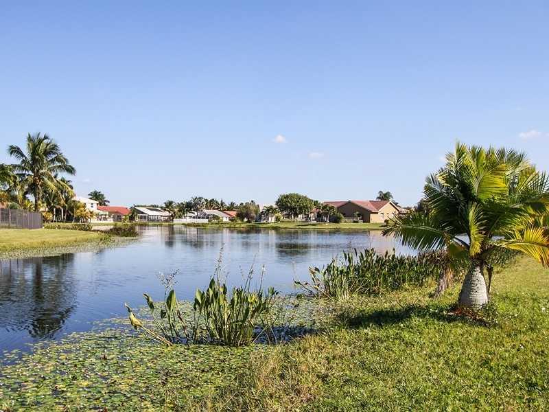 WHITEHORSE ESTATES - Residential Lease
