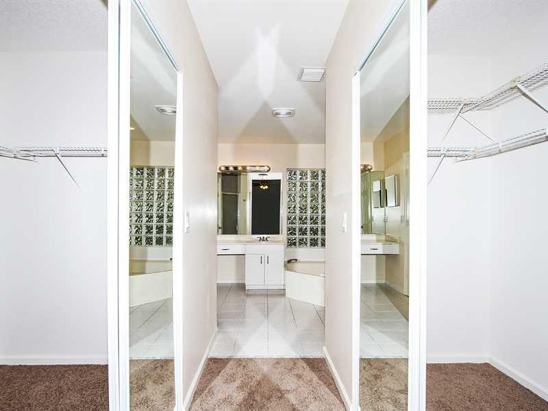 WHITEHORSE ESTATES - Residential Lease