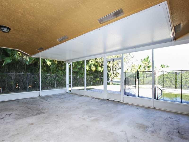 WHITEHORSE ESTATES - Residential Lease