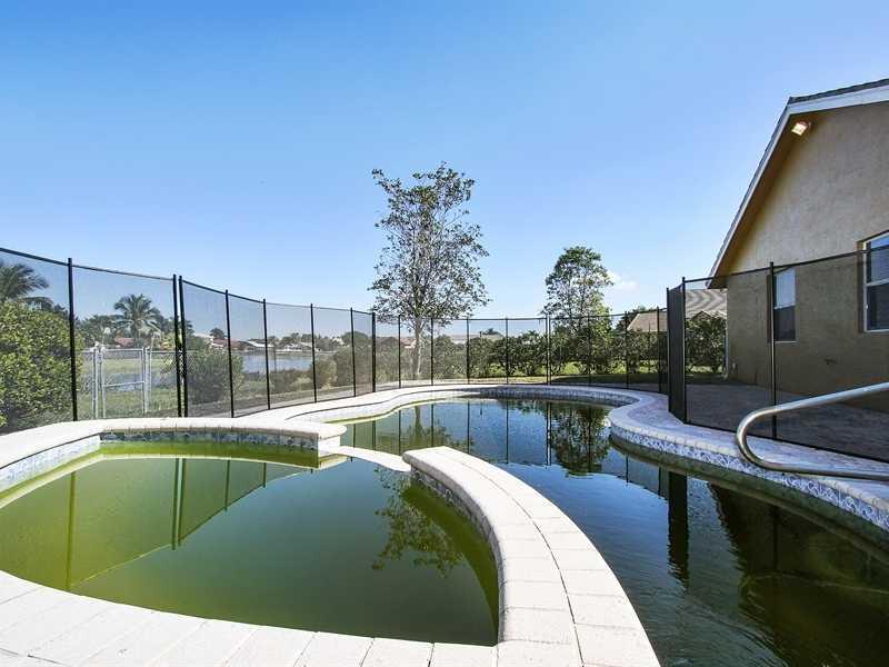 WHITEHORSE ESTATES - Residential Lease