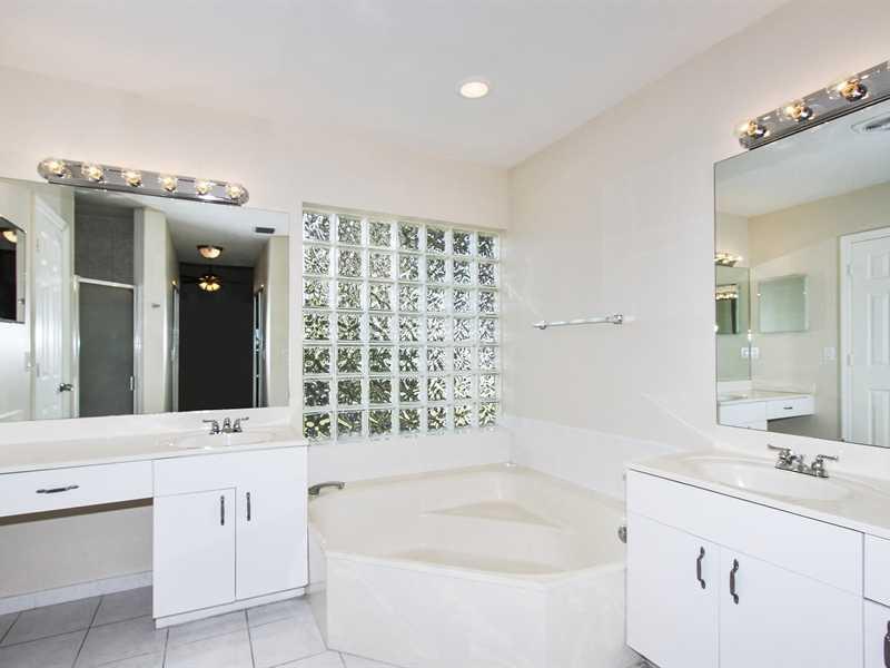 WHITEHORSE ESTATES - Residential Lease