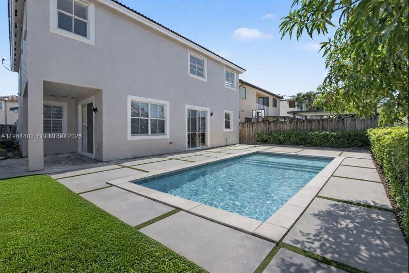 CENTURY GARDENS VILLAS - Residential
