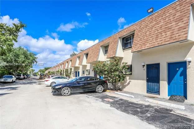 CORAL REEF TOWNHOUSES CON - Residential Lease