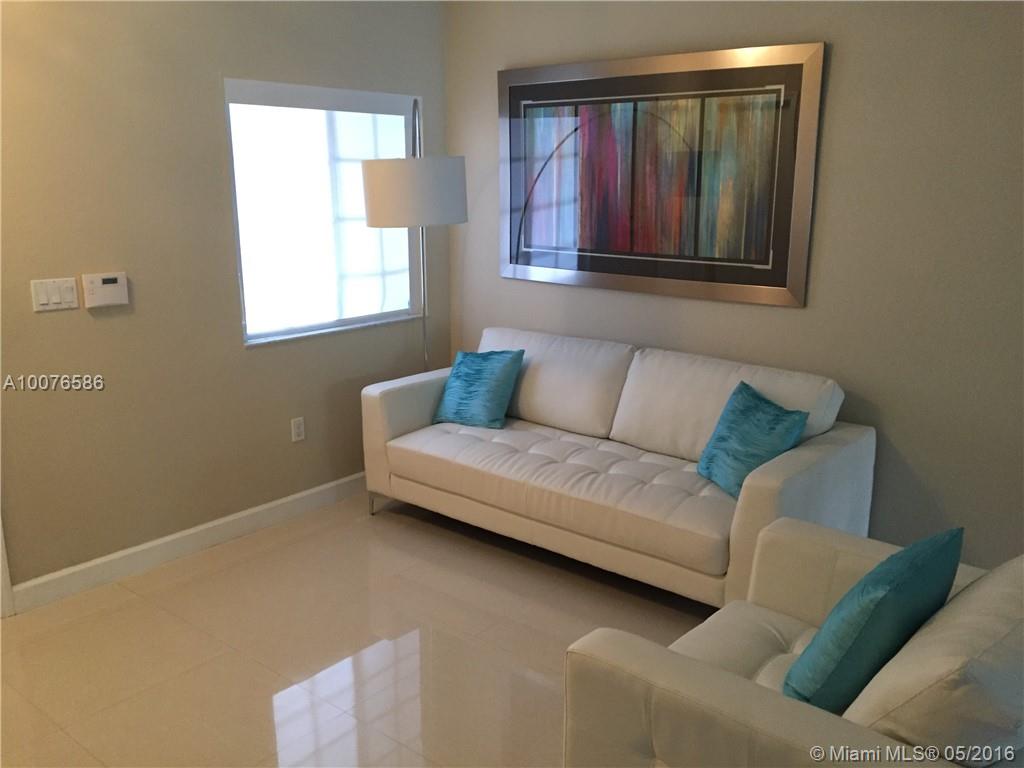 Emerald Lakes - Residential Lease