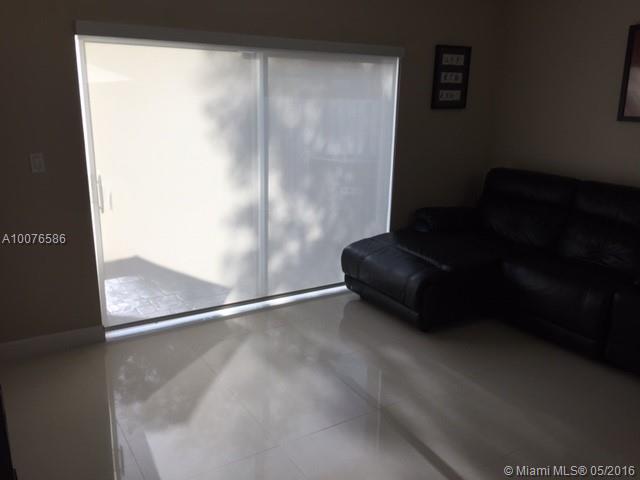Emerald Lakes - Residential Lease