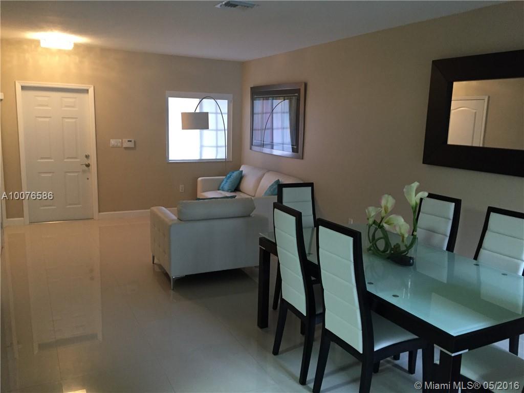 Emerald Lakes - Residential Lease