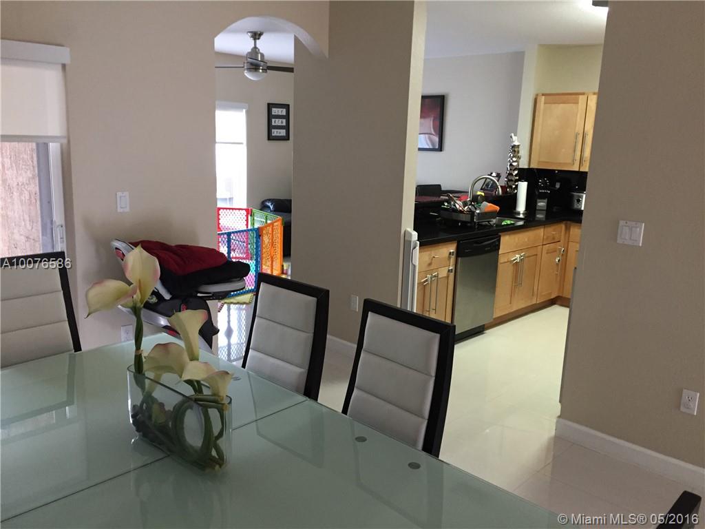Emerald Lakes - Residential Lease