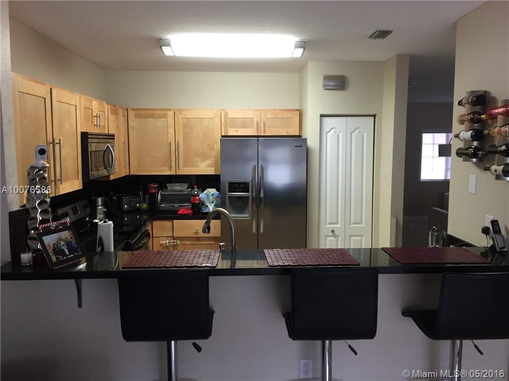Emerald Lakes - Residential Lease