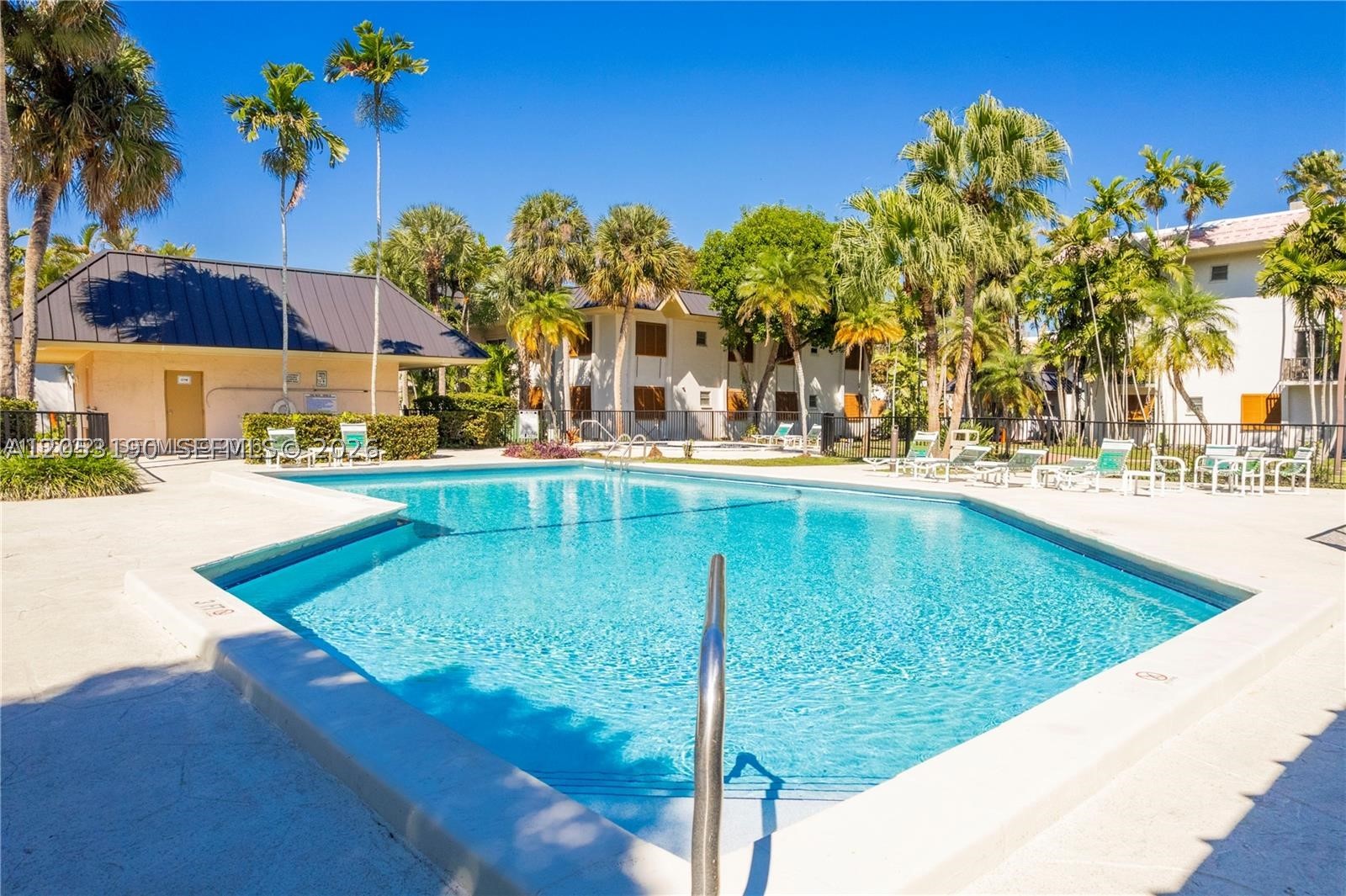 KINGSTON SQUARE CONDO - Residential Lease