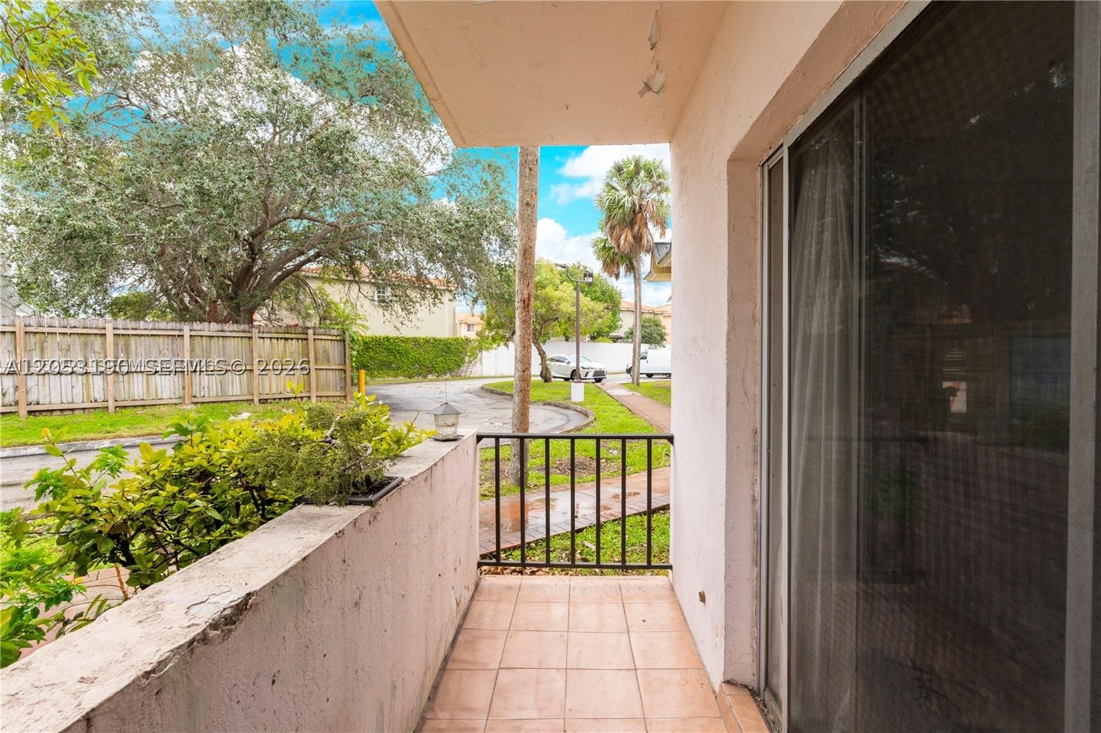 KINGSTON SQUARE CONDO - Residential Lease