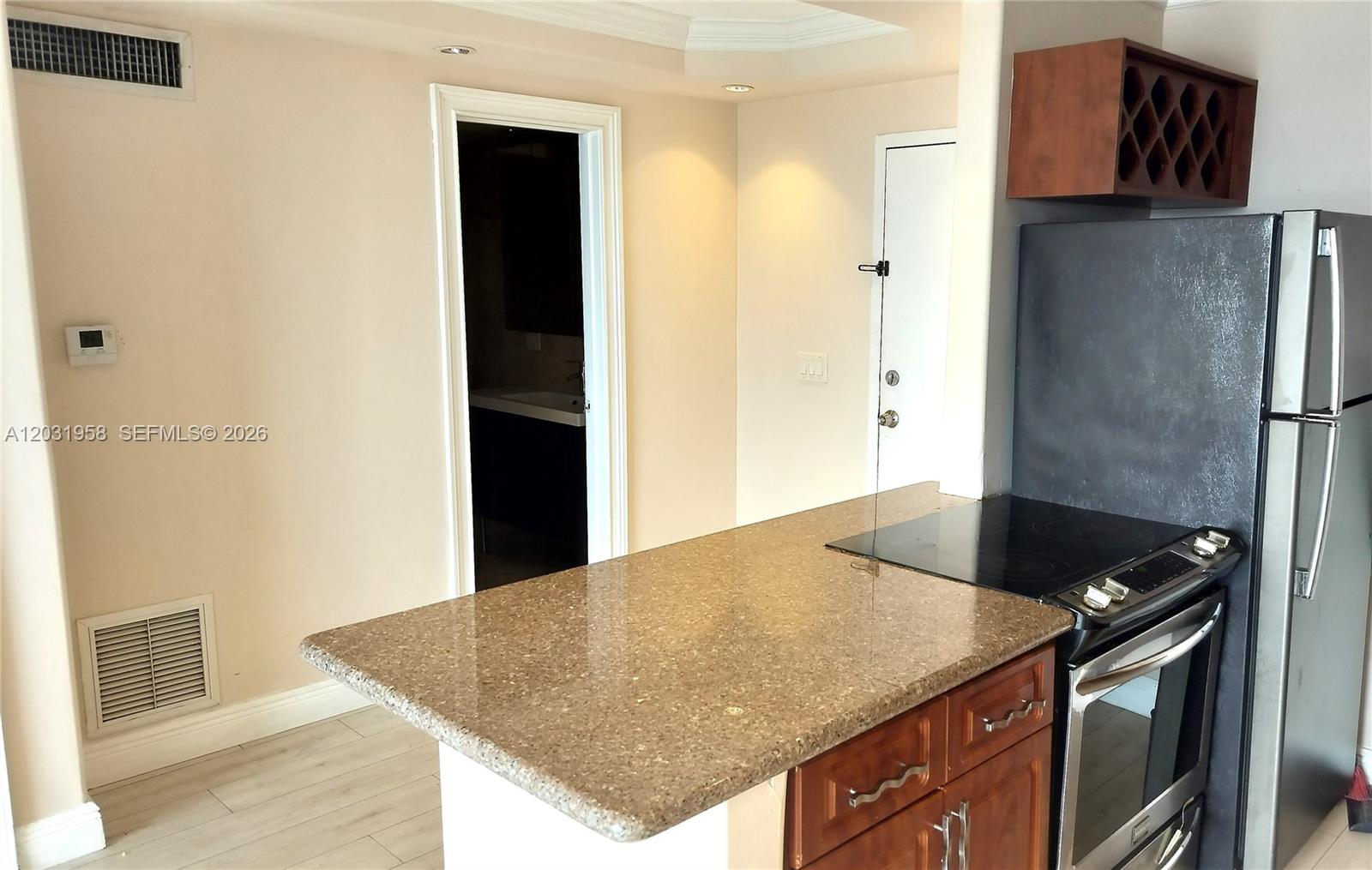 KEYSTONE TOWERS CONDO - Residential