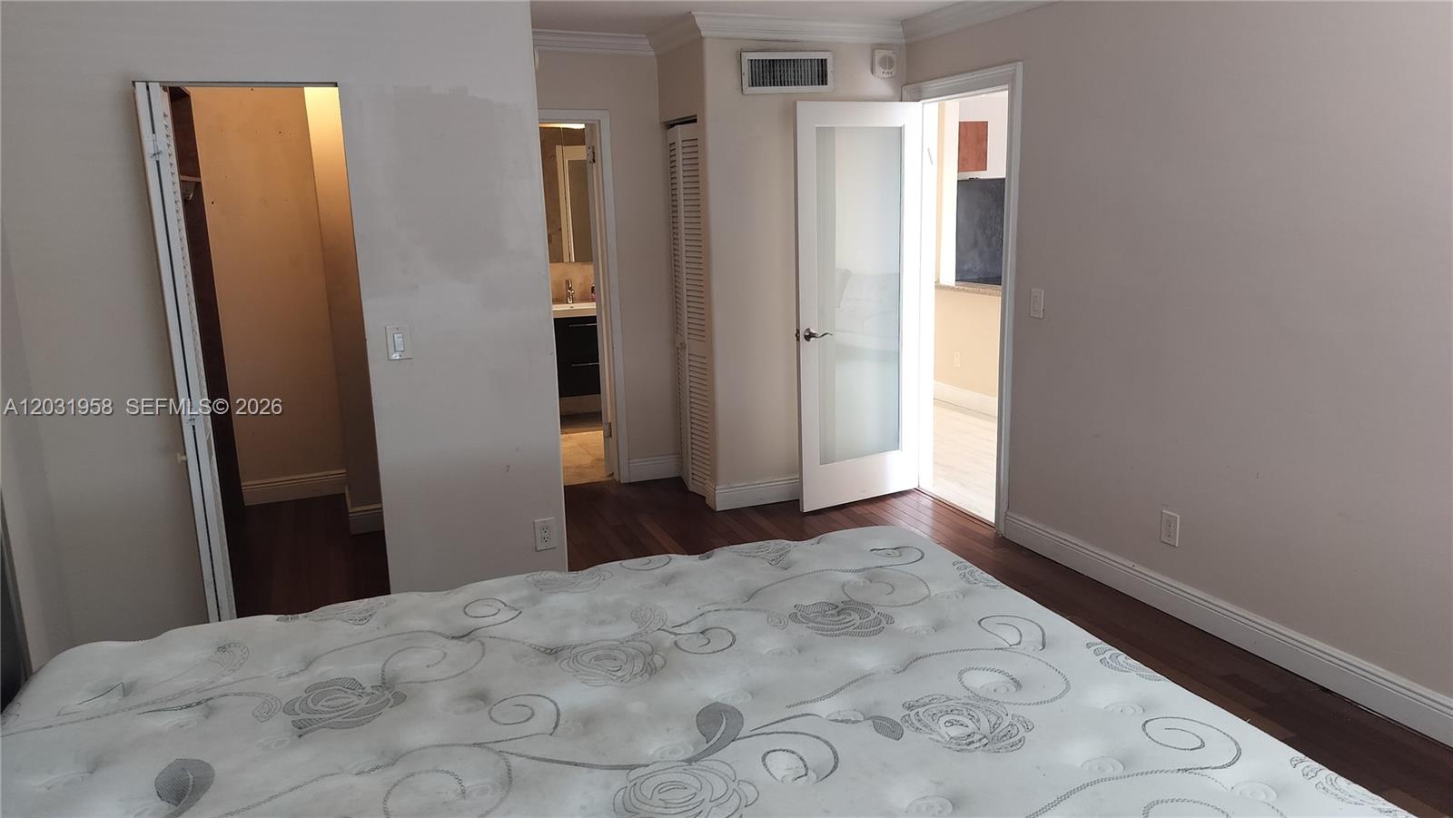 KEYSTONE TOWERS CONDO - Residential