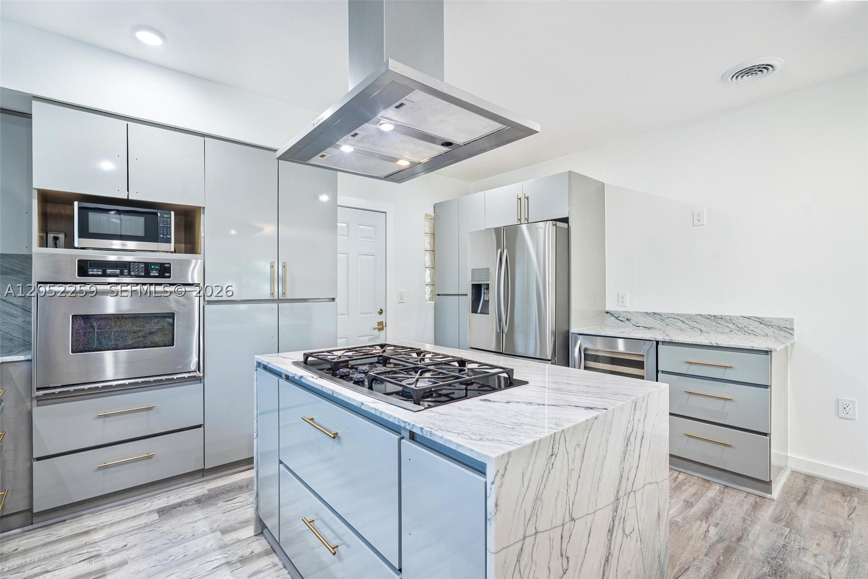 NORTH BAY ISLAND - Residential Lease