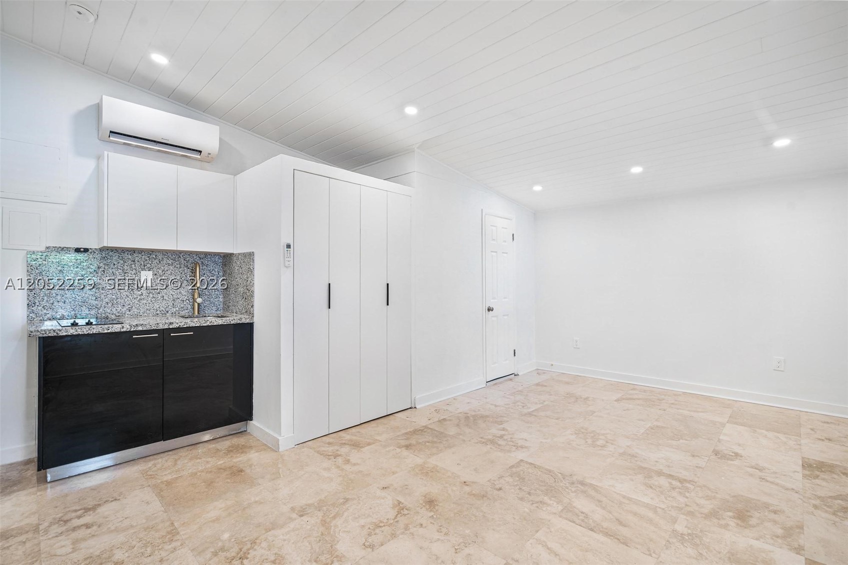NORTH BAY ISLAND - Residential Lease