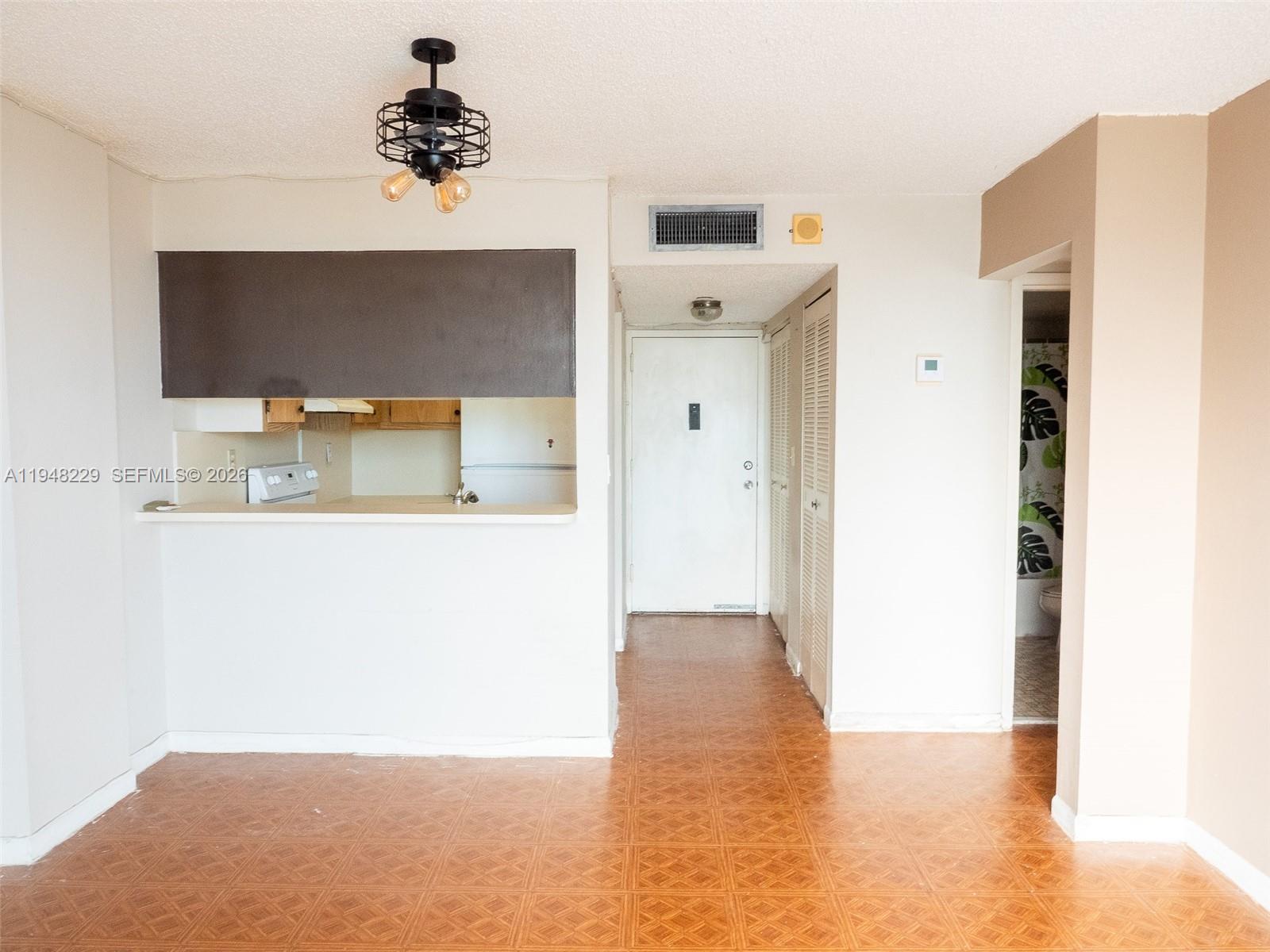 MIRADOR 1035 CONDO - Residential