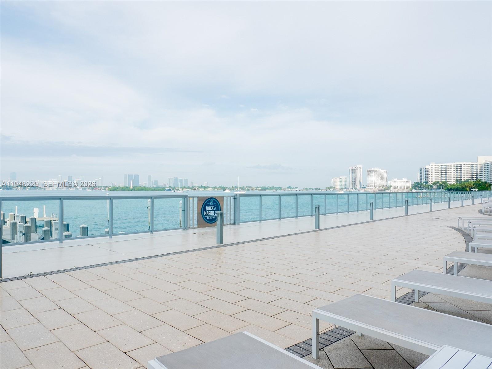 MIRADOR 1035 CONDO - Residential
