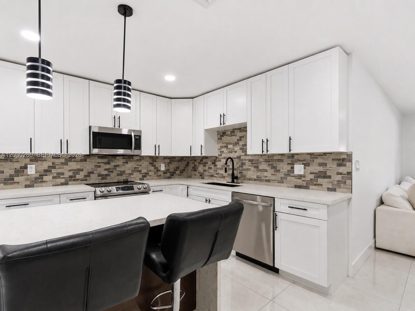 BOULEVARD ESTATES AMEN - Residential Lease