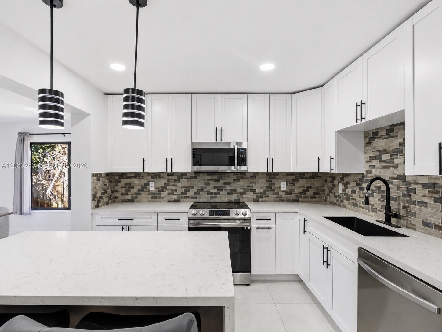 BOULEVARD ESTATES AMEN - Residential Lease