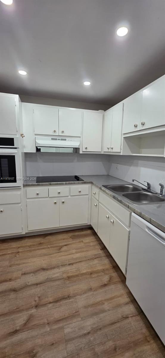 COASTAL TOWERS CONDO - Residential Lease