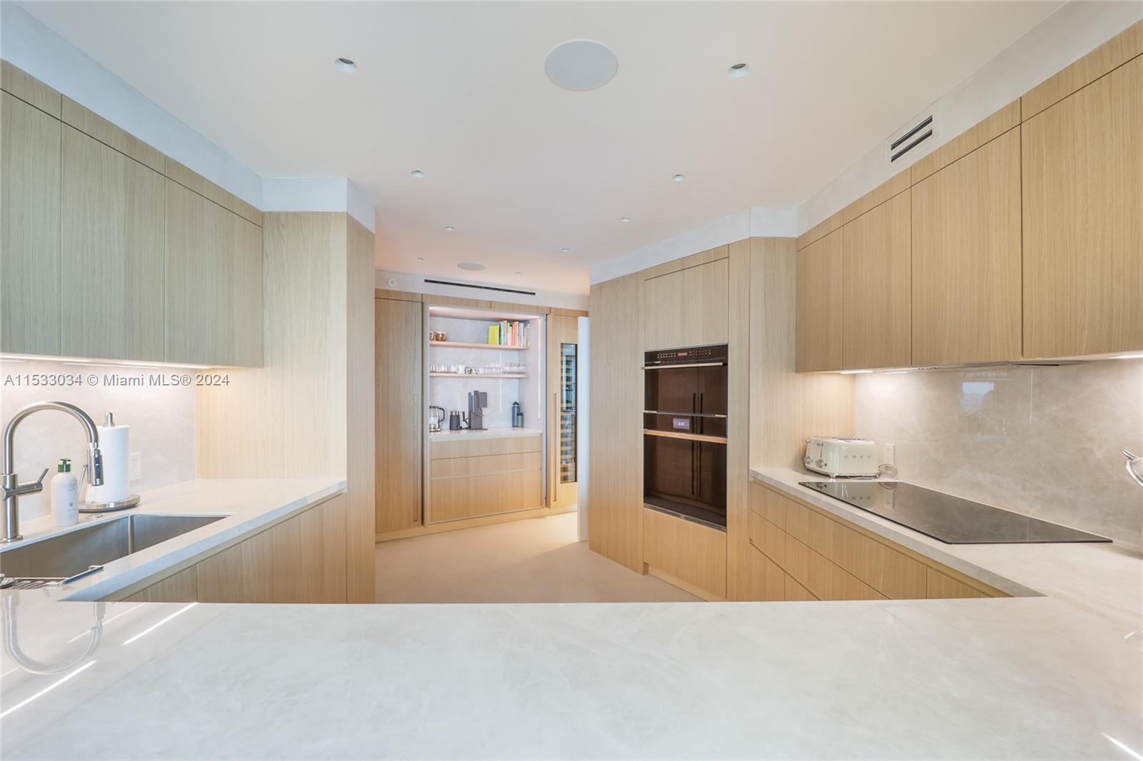 BRISTOL TOWER CONDO - Residential