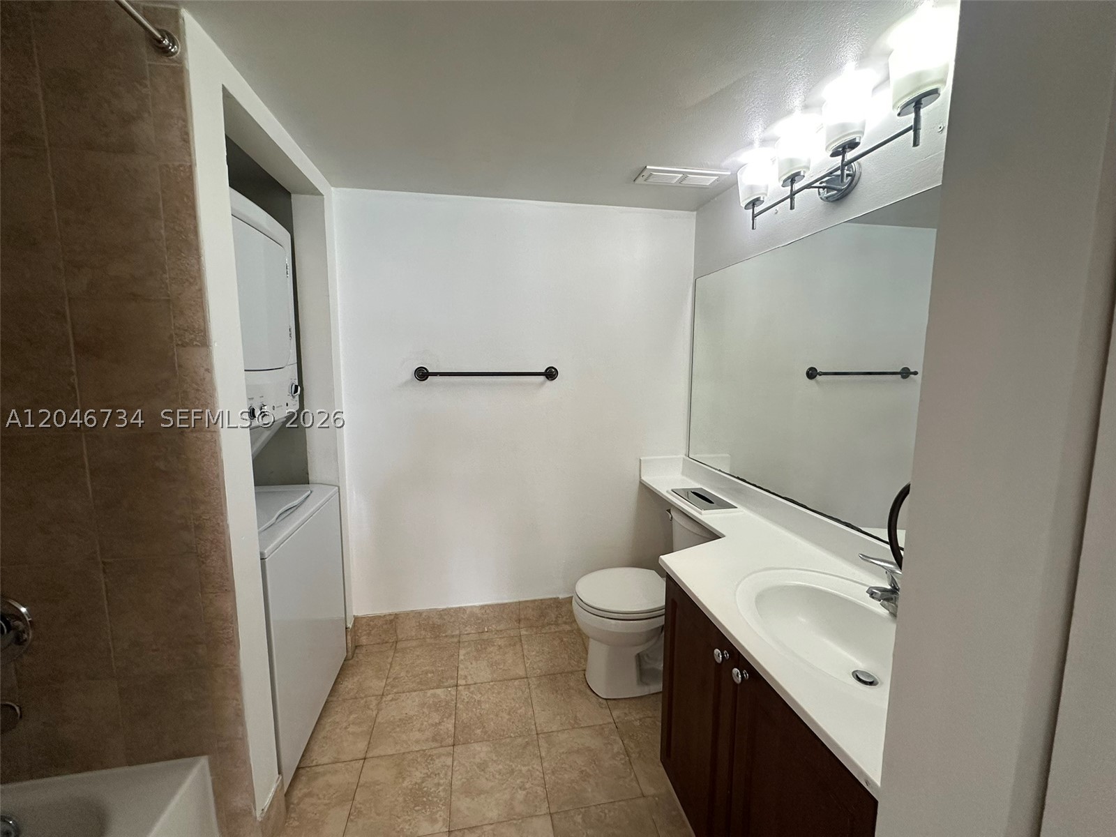 THE GREENS AT DORAL CONDO - Residential