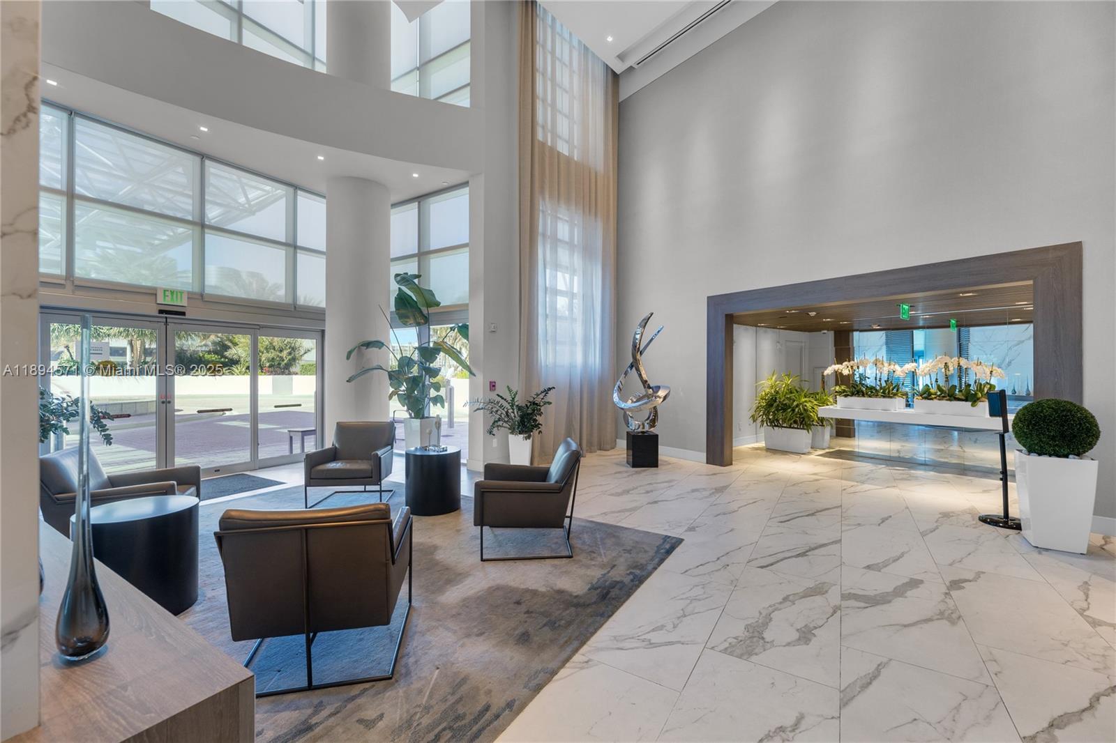 DIPLOMAT OCEANFRONT RESID - Residential Lease