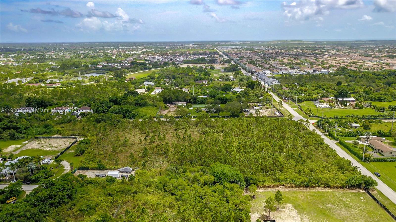 SILVER PALM PARK - Land