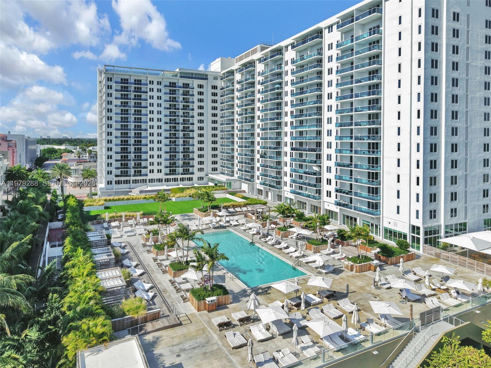 RONEY PALACE CONDO - Residential