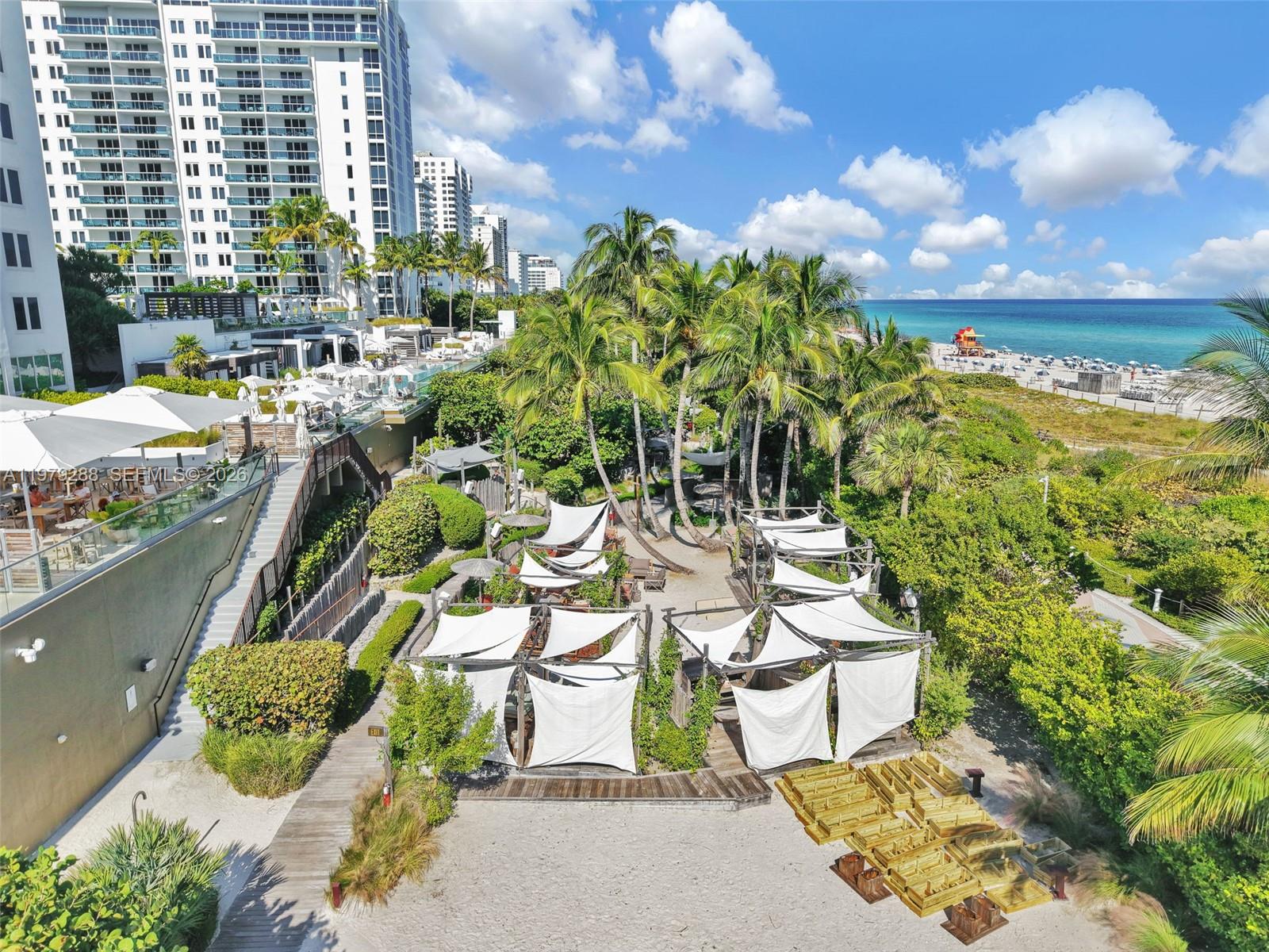 RONEY PALACE CONDO - Residential